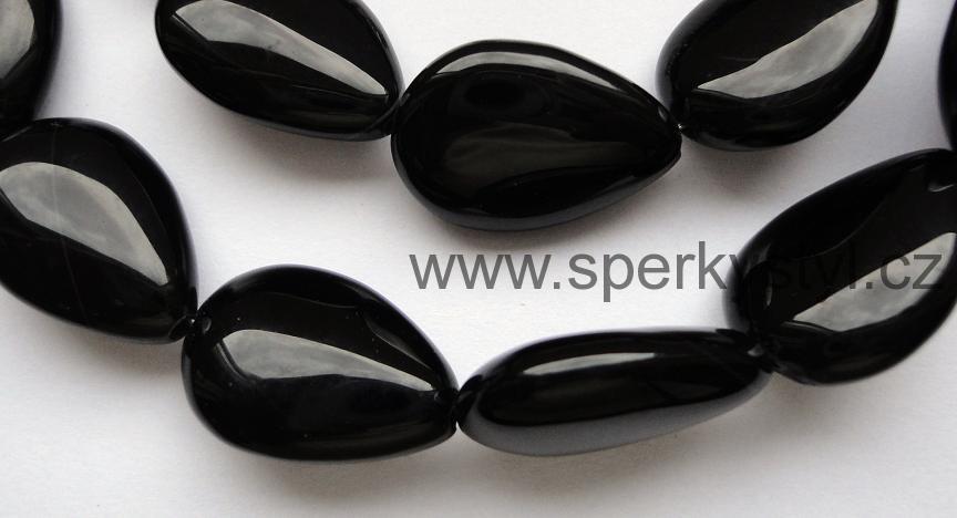 Elegantní náhrdelník z minerálu onyx