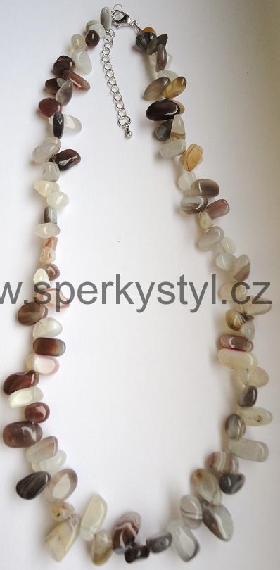 Elegantní náhrdelník z minerálu botswanský achát
