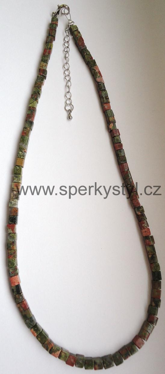 Elegantní náhrdelník z minerálu unakit