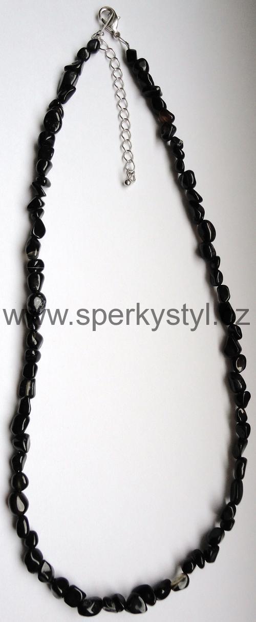 Elegantní náhrdelník z minerálu onyx