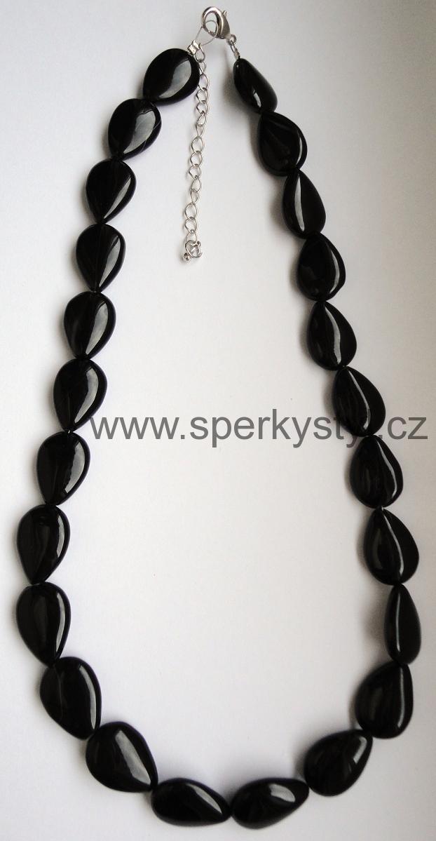 Elegantní náhrdelník z minerálu onyx