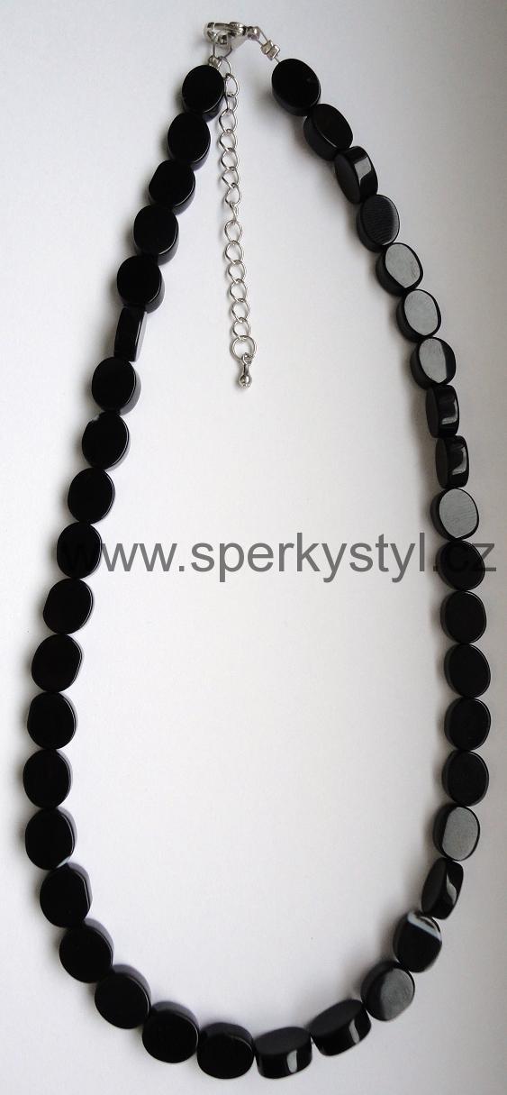 Elegantní náhrdelník z minerálu onyx