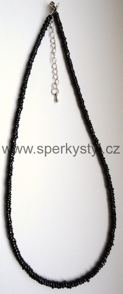 Elegantní náhrdelník z  minerálu  spinel