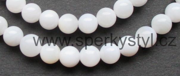 Elegantní náhrdelník z perletě