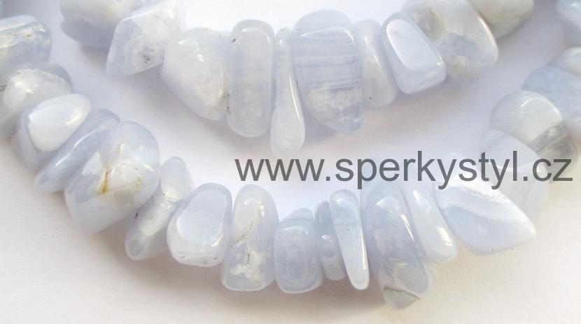 Elegantní náhrdelník z minerálu chalcedon