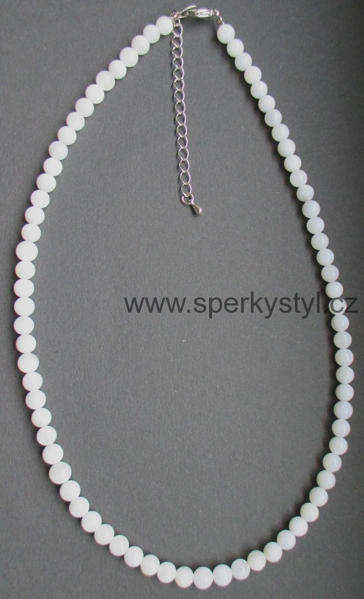Elegantní náhrdelník z perletě