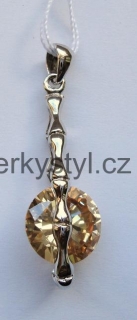 Elegantní stříbrný přívěsek se zirkonem