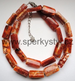 Elegantní náhrdelník z minerálu ohnivý achát