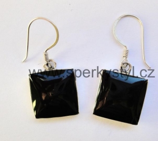 Elegantní stříbrné naušnice s minerálem onyx