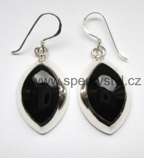 Elegantní stříbrné náušnice s minerálem onyx