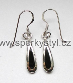 Elegantní stříbrné náušnice s minerálem onyx